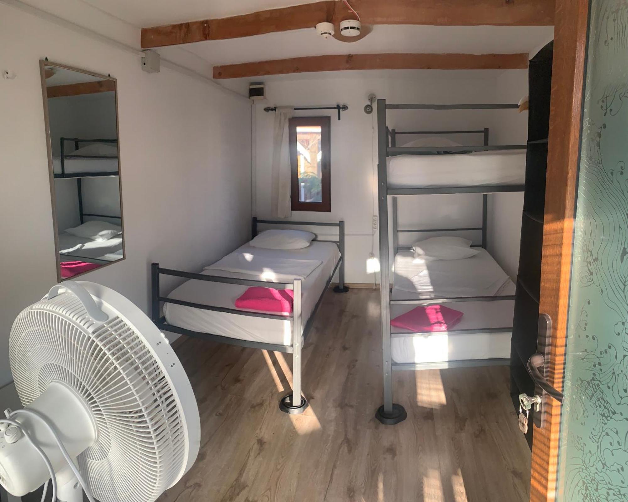 Bazart Vama Veche Hostel Luaran gambar